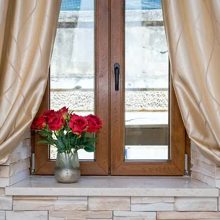 Diva 1,stylish Old Town Near